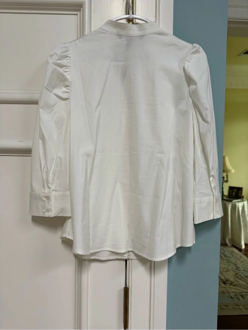 WHBM White Puff Sleeve Poplin Blouse size 8. NWT - Picture 4 of 4